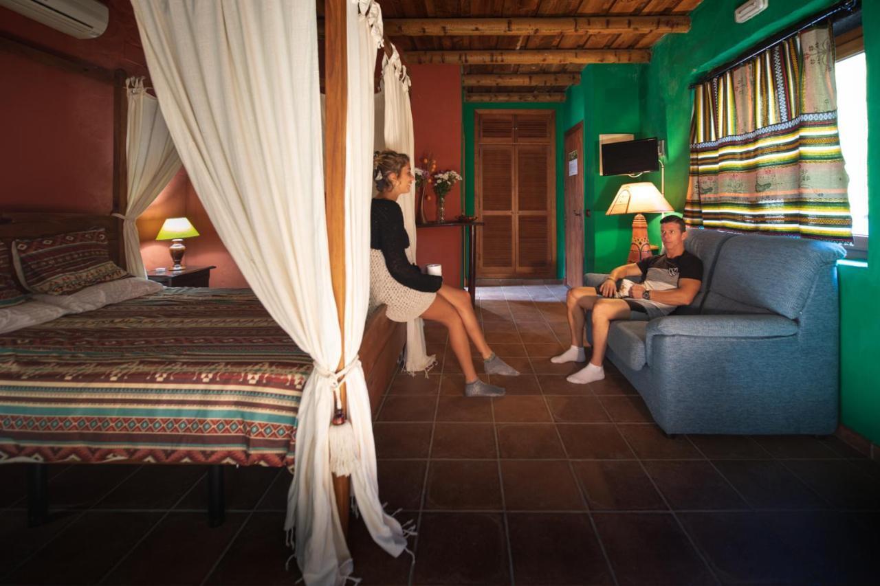Tikal Boungalows Hotel Malcocinado  Екстериор снимка